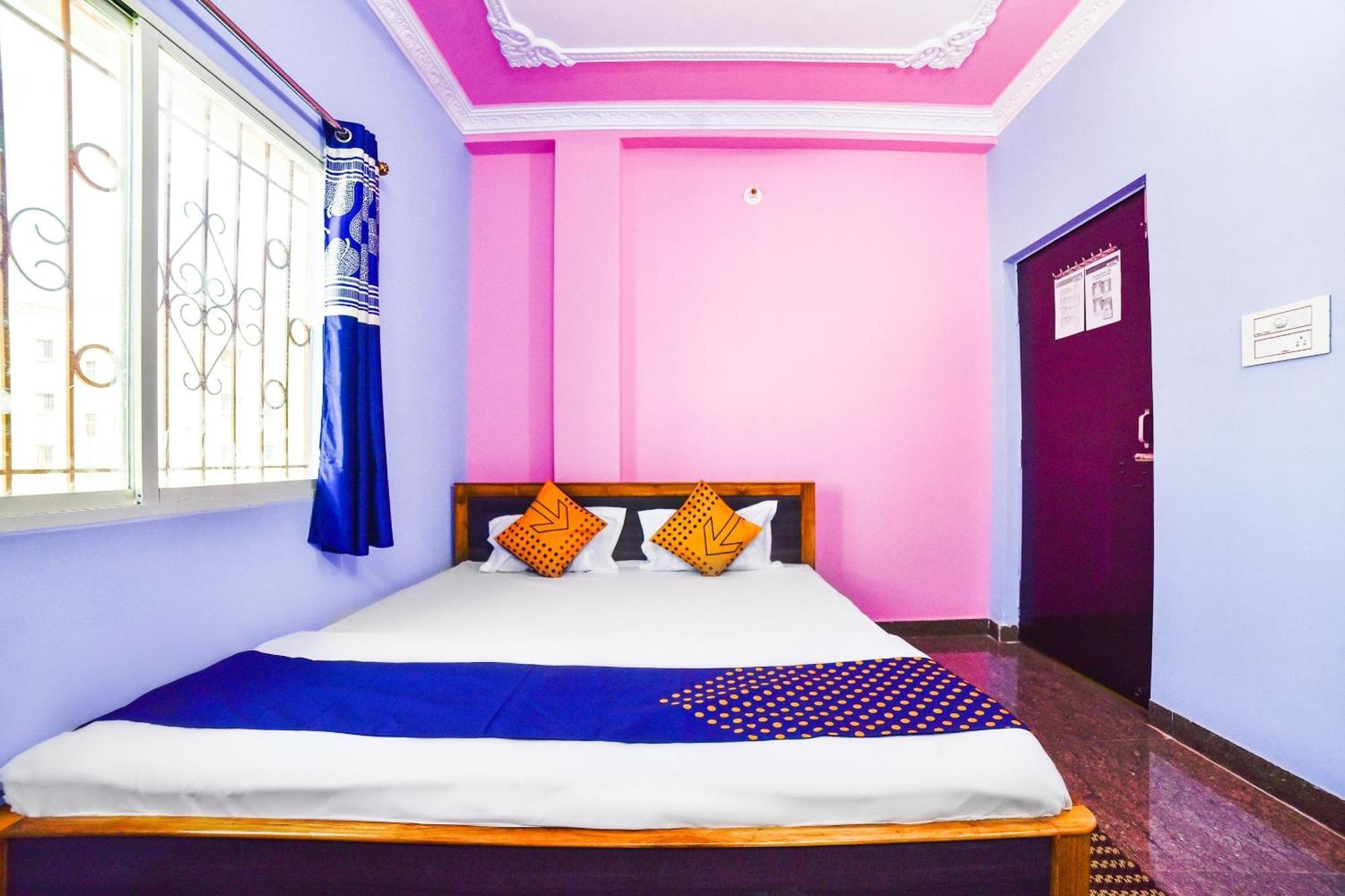 Spot On Devlok Guest House 巴特那 外观 照片