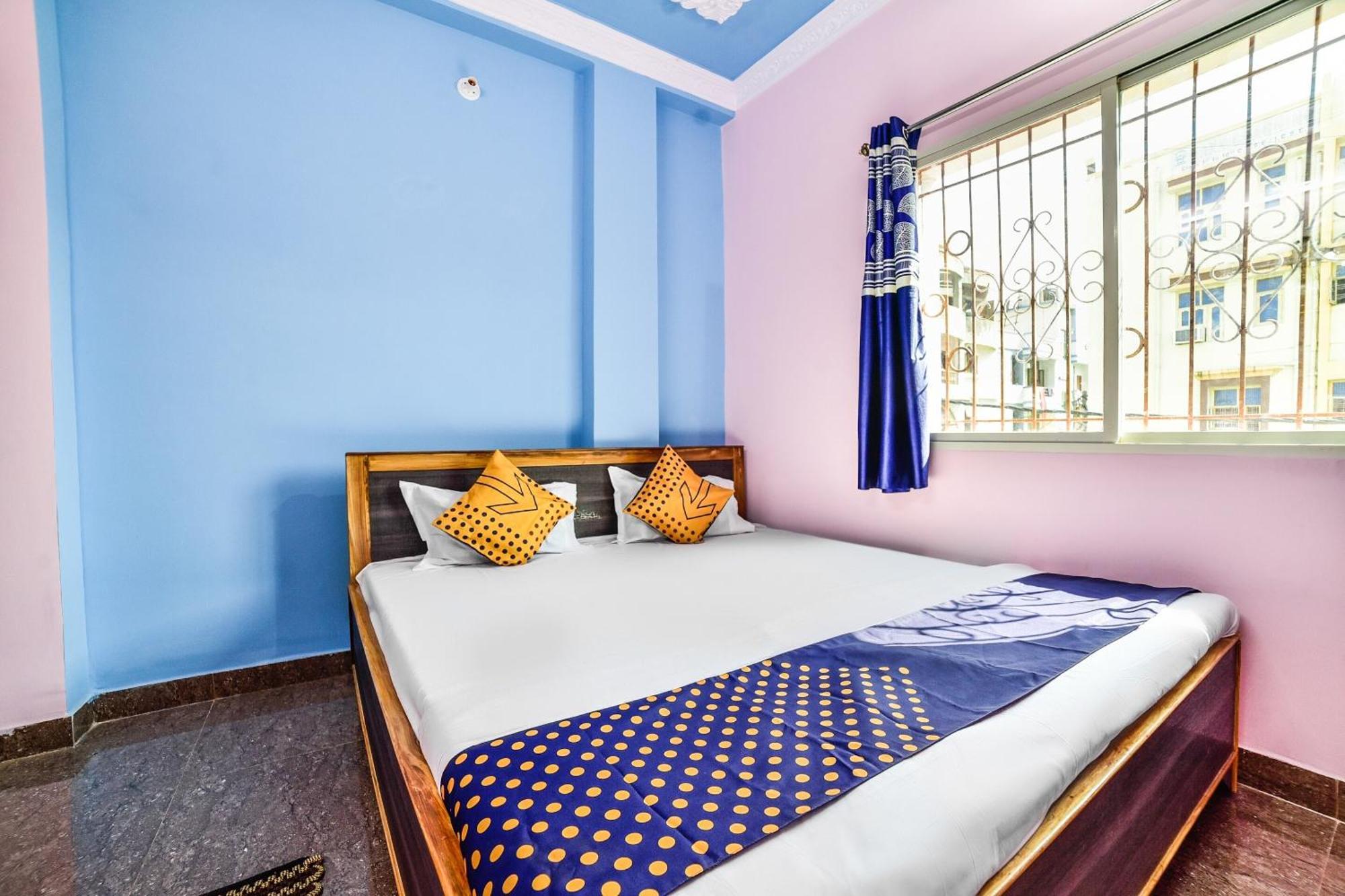 Spot On Devlok Guest House 巴特那 外观 照片